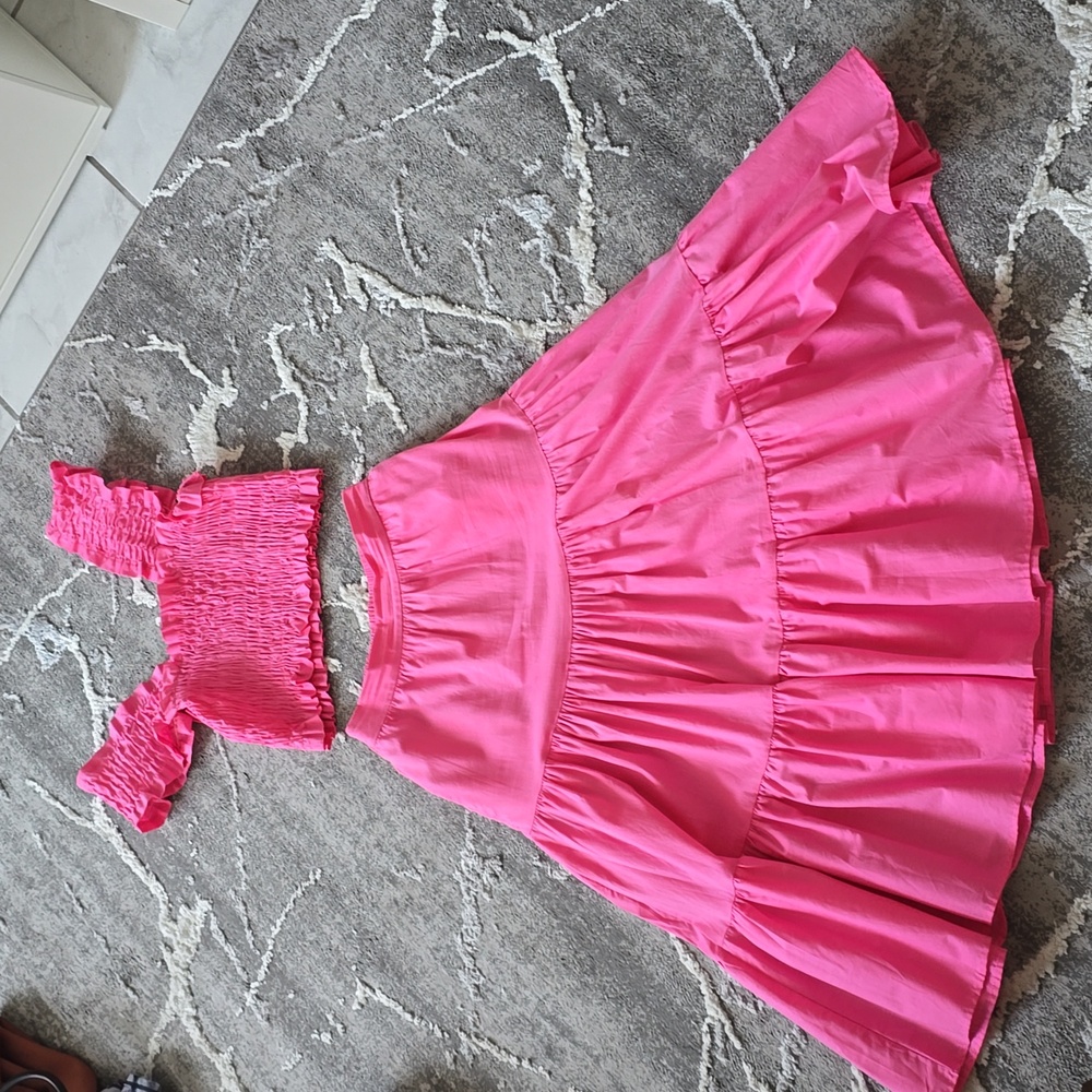Skirt and top set in size M/L in pink from Italian boutique Daf&Dream